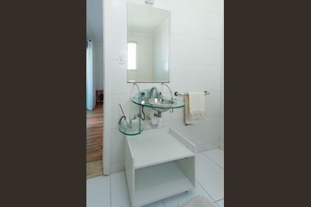 Casa para alugar com 600m², 5 quartos e 4 vagasBanheiro suíte 3