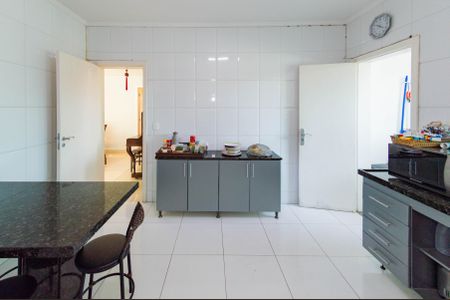 Casa para alugar com 600m², 5 quartos e 4 vagasCozinha