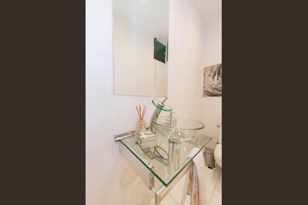 Casa para alugar com 600m², 5 quartos e 4 vagasLavabo