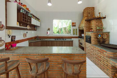 Casa para alugar com 600m², 5 quartos e 4 vagasÁrea gourmet