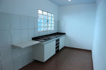 Casa à venda com 200m², 3 quartos e 2 vagasEdicula/Cuzinha