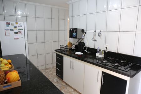 Casa à venda com 200m², 3 quartos e 2 vagasCozinha