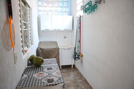 Casa à venda com 200m², 3 quartos e 2 vagasÁrea de Serviço