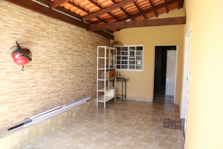 Casa à venda com 200m², 3 quartos e 2 vagasGaragem
