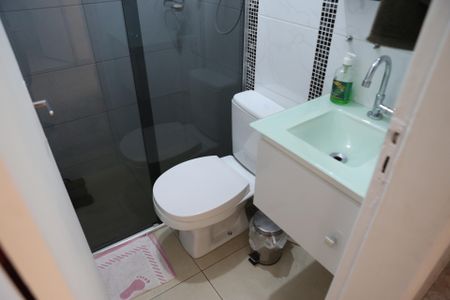 Casa à venda com 200m², 3 quartos e 2 vagasBanheiro