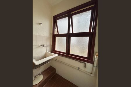 Apartamento à venda com 68m², 2 quartos e 1 vagaÁrea de Serviço