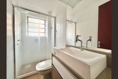 Apartamento à venda com 68m², 2 quartos e 1 vagaBanheiro