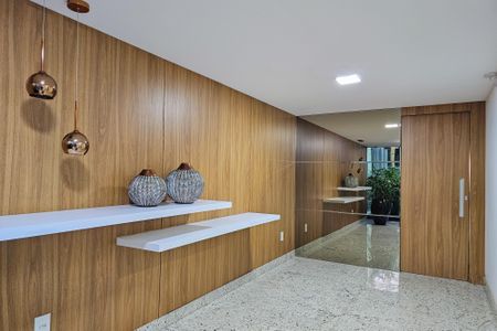 Apartamento à venda com 314m², 4 quartos e 5 vagas Apartamento à venda com 314m², 4 quartos e 5 vagasHall de entrada