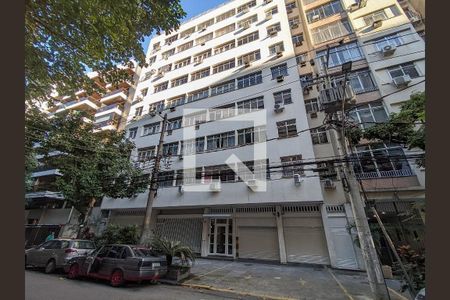 Apartamento à venda com 99m², 4 quartos e sem vagaFachada