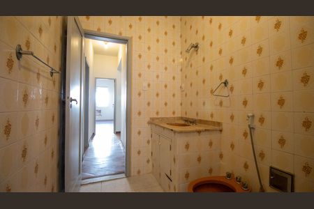 Apartamento à venda com 99m², 4 quartos e sem vagaBanheiro