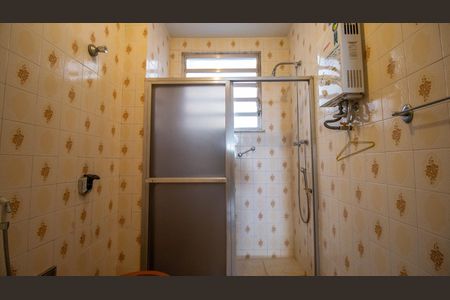 Apartamento à venda com 99m², 4 quartos e sem vagaBanheiro