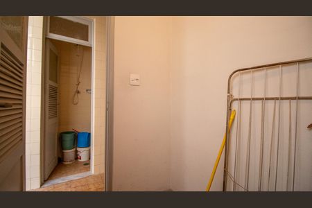 Apartamento à venda com 99m², 4 quartos e sem vagaQuarto de Serviço