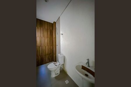 Banheiro de kitnet/studio para alugar com 1 quarto, 35m² em Jardim Analia Franco, São Paulo