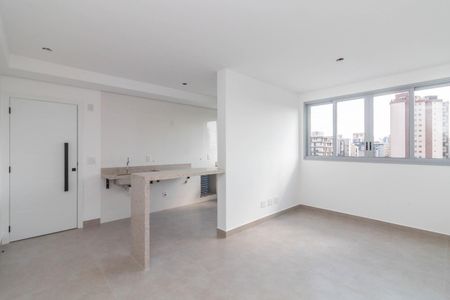 Sala/Cozinha de apartamento para alugar com 2 quartos, 61m² em Santa Efigênia, Belo Horizonte