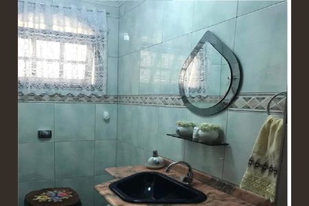 Casa à venda com 183m², 3 quartos e 5 vagas