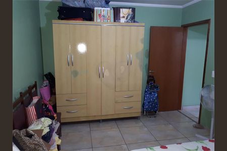 Casa à venda com 90m², 3 quartos e 4 vagas