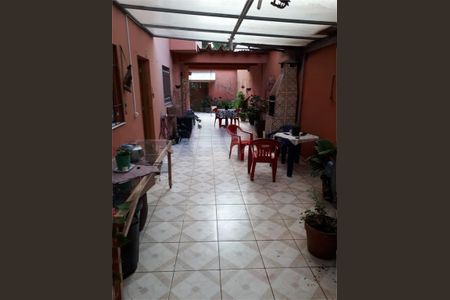 Casa à venda com 90m², 3 quartos e 4 vagas