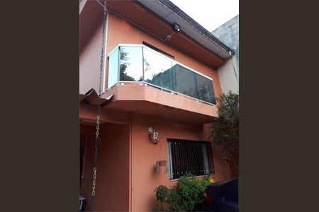 Casa à venda com 90m², 3 quartos e 4 vagas