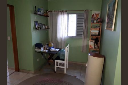Casa à venda com 90m², 3 quartos e 4 vagas