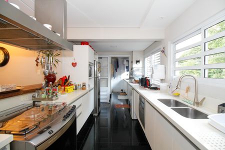 Apartamento à venda com 168m², 2 quartos e 2 vagasCozinha