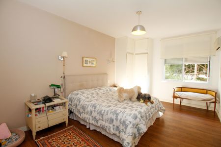 Apartamento à venda com 168m², 2 quartos e 2 vagasSuíte