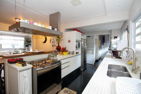 Apartamento à venda com 168m², 2 quartos e 2 vagasCozinha