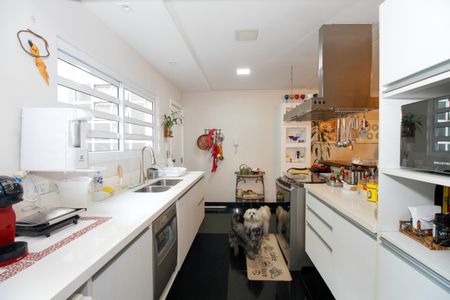 Apartamento à venda com 168m², 2 quartos e 2 vagasCozinha