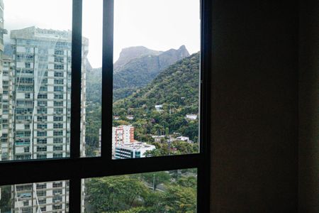 Apartamento à venda com 190m², 4 quartos e 2 vagas Apartamento à venda com 190m², 4 quartos e 2 vagasVista do Quarto 3