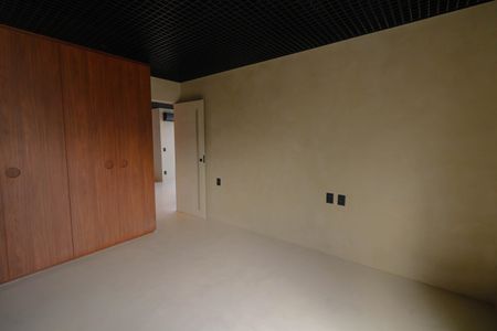 Apartamento à venda com 190m², 4 quartos e 2 vagas Apartamento à venda com 190m², 4 quartos e 2 vagasQuarto 2