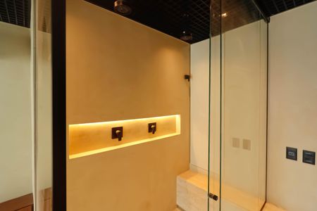 Apartamento à venda com 190m², 4 quartos e 2 vagas Apartamento à venda com 190m², 4 quartos e 2 vagasBanheiro do Quarto 3