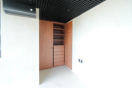 Apartamento à venda com 190m², 4 quartos e 2 vagas Apartamento à venda com 190m², 4 quartos e 2 vagasQuarto 2