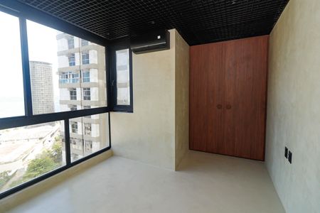 Apartamento à venda com 190m², 4 quartos e 2 vagas Apartamento à venda com 190m², 4 quartos e 2 vagasQuarto