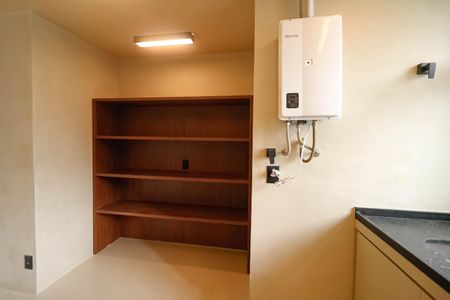 Apartamento à venda com 190m², 4 quartos e 2 vagas Apartamento à venda com 190m², 4 quartos e 2 vagasÁrea de Serviço