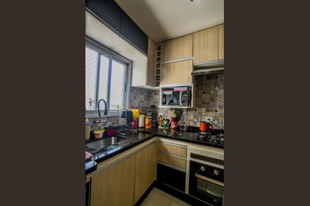 Apartamento à venda com 100m², 2 quartos e 2 vagasCozinha