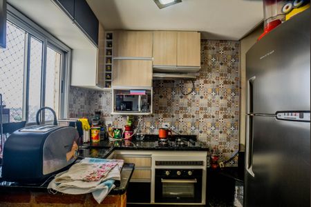 Apartamento à venda com 100m², 2 quartos e 2 vagasCozinha