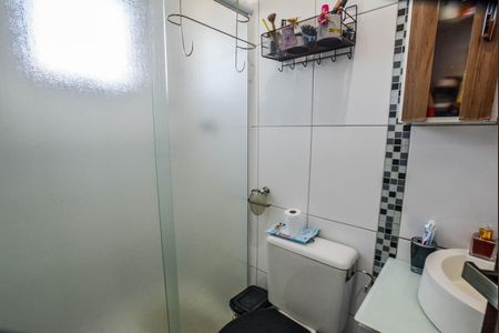 Apartamento à venda com 100m², 2 quartos e 2 vagasBanheiro da Suíte