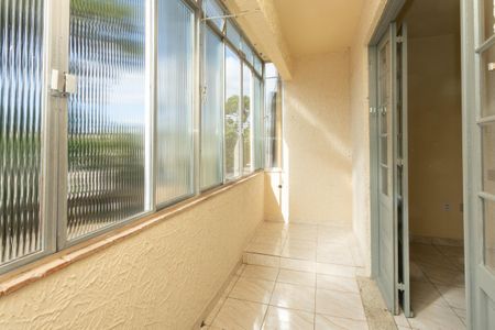 Apartamento à venda com 94m², 3 quartos e 1 vagavaranda