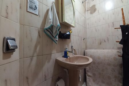 Casa à venda com 124m², 3 quartos e 4 vagasBanheiro de Serviço