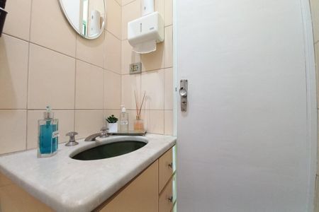 Casa à venda com 124m², 3 quartos e 4 vagasBanheiro