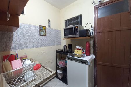 Casa à venda com 124m², 3 quartos e 4 vagasQuarto de Serviço