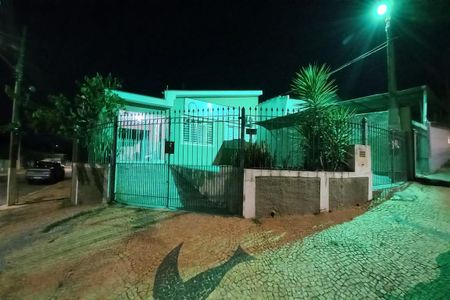 Casa à venda com 124m², 3 quartos e 4 vagasFachada do Prédio