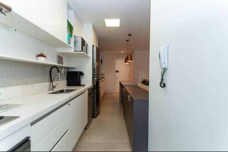 Apartamento à venda com 84m², 2 quartos e 1 vagaCozinha Americana