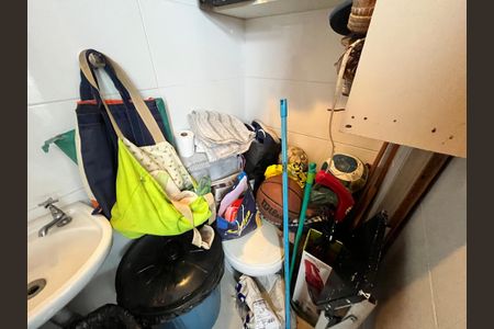 Apartamento à venda com 79m², 3 quartos e 1 vagaBanheiro de serviço