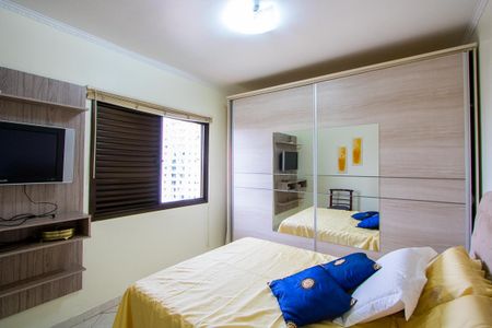 Apartamento à venda com 65m², 2 quartos e 2 vagasQuarto 2