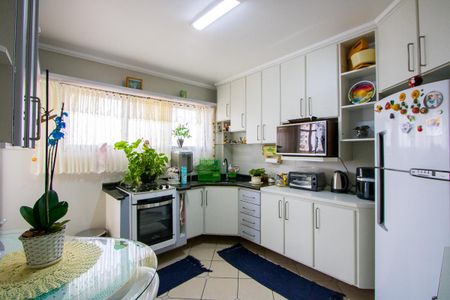 Apartamento à venda com 65m², 2 quartos e 2 vagasCozinha