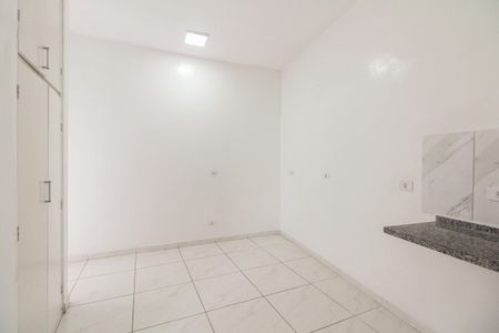 Apartamento à venda com 92m², 2 quartos e sem vaga Apartamento à venda com 92m², 2 quartos e sem vagaCozinha