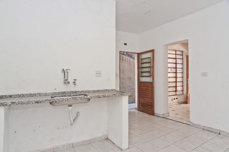 Casa à venda com 161m², 3 quartos e 2 vagas Casa à venda com 161m², 3 quartos e 2 vagasCozinha