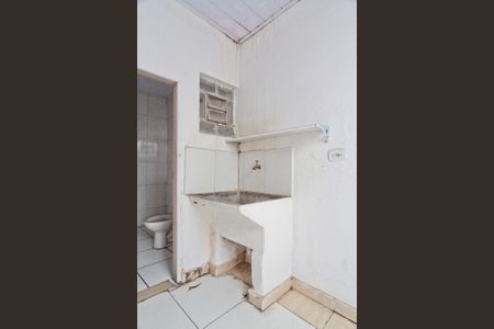 Casa à venda com 161m², 3 quartos e 2 vagas Casa à venda com 161m², 3 quartos e 2 vagasEdícula - área de serviço