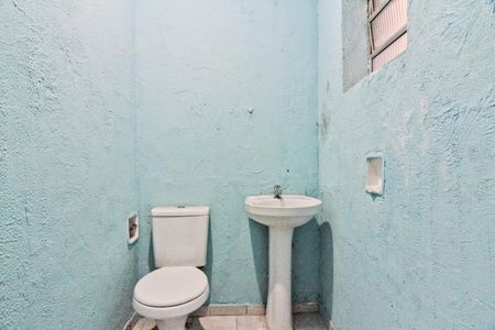 Casa à venda com 161m², 3 quartos e 2 vagas Casa à venda com 161m², 3 quartos e 2 vagasLavabo