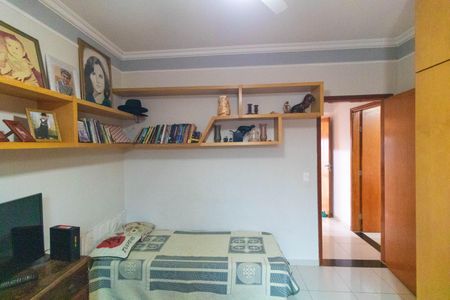 Casa à venda com 120m², 3 quartos e 2 vagasQuarto 01
